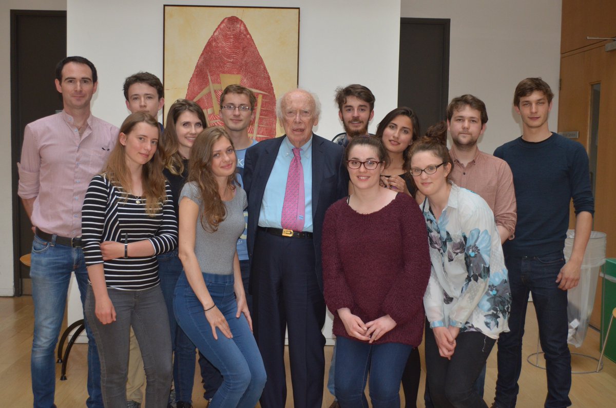 TCDiGem's tweet photo. Just hanging out with James Watson! https://t.co/6ck0rqUi7c