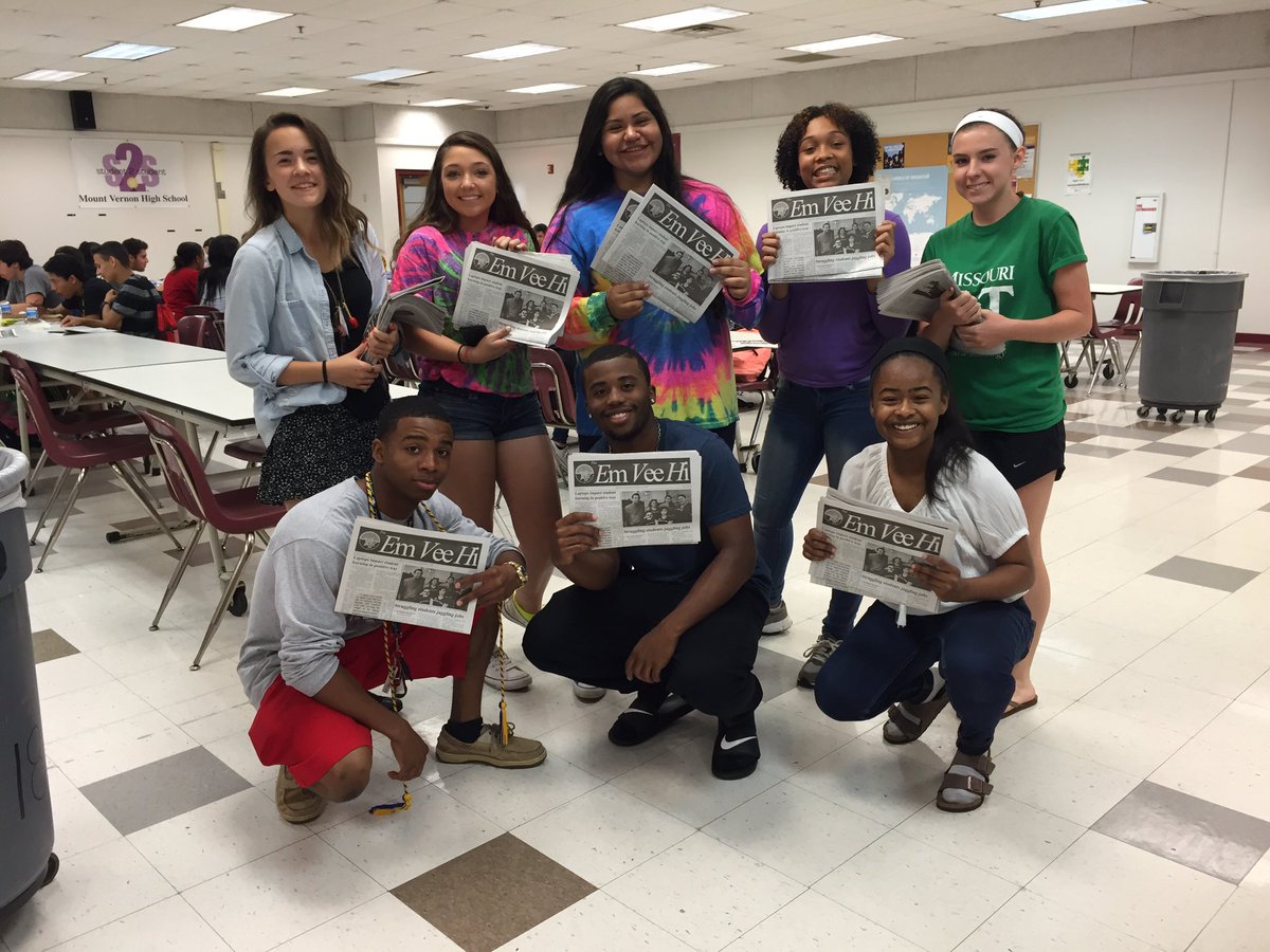 TheEmVeeHi's tweet photo. Volume 76 issue 2 DISTRIBUTION DAY! Get your copy at lunch! 
📰🗞📰🗞📰🗞📰🗞📰🗞📰🗞📰🗞 https://t.co/GknJfAYwB6