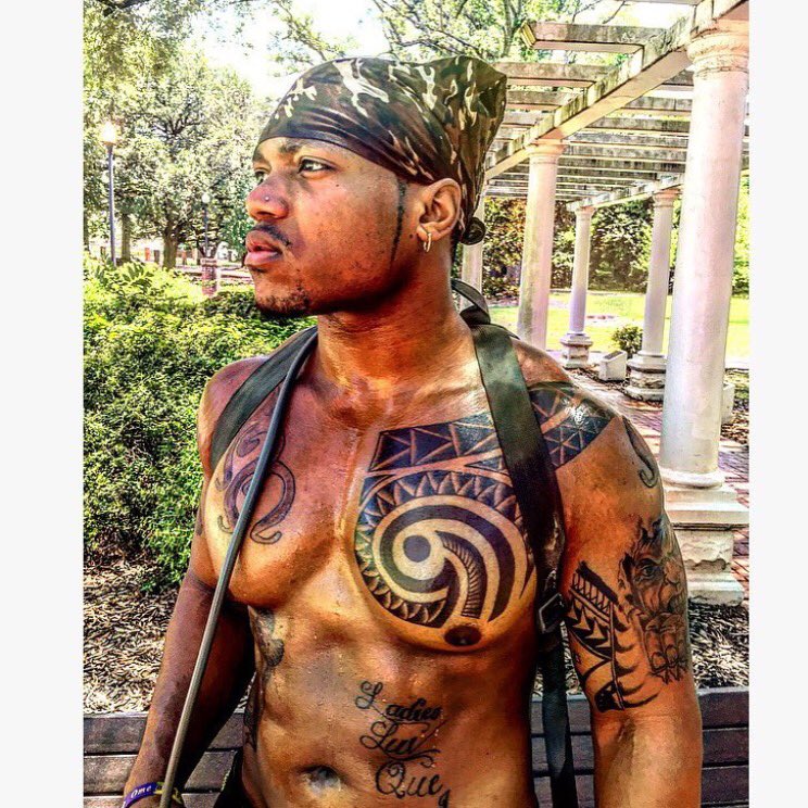 LL_Que_J's tweet photo. Ladies Luv Que J π
π¦π¦ #QuesBreakTheInternet #QueDawgTwitter #LLQueJ https://t.co/F6Fg3C92gi