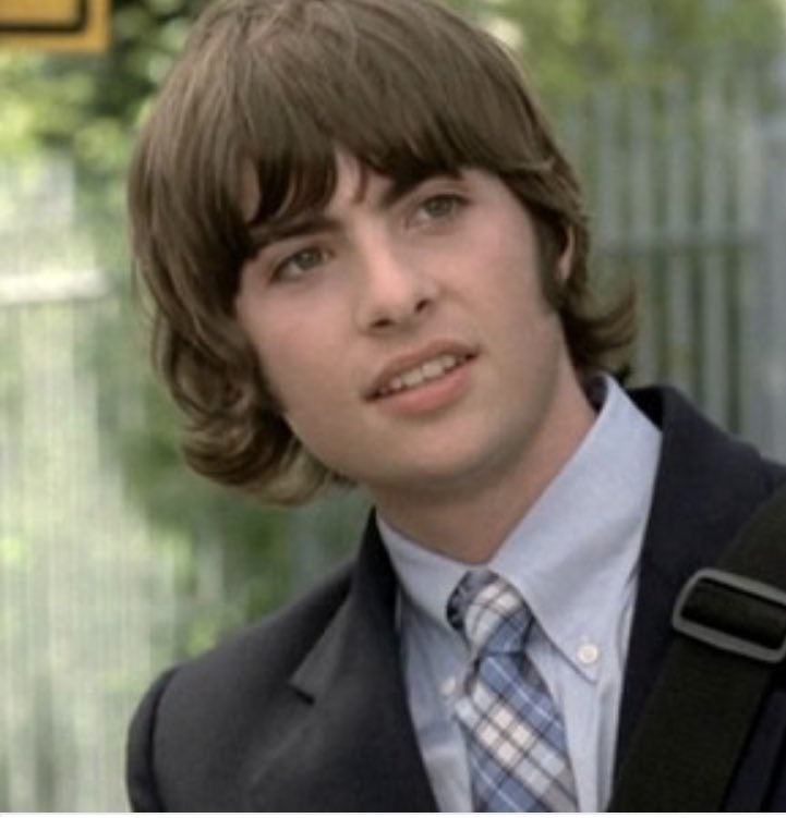 FloatFest's tweet photo. Headliner for @rooneyband, Robert Coppola Schwartzman, played Michael in The Princess Diaries. #floatfacts https://t.co/IfISsSpufG