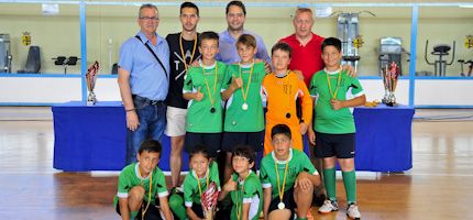 Ayto_Torrejon's tweet photo. Enhorabuena a los premiados de fútbol y fútbol sala 2015-2016 #Torrejon @TorrejonDxte https://t.co/V83p4pid2L https://t.co/eyFomlS85j