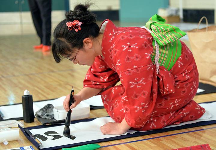 JSocUoA's tweet photo. Thank you to everyone who was at Japan Day! #JapanDay #YoSushi #AUJS #JSocUoA #JapaneseRedCrossSociety https://t.co/SQbxG26sCN