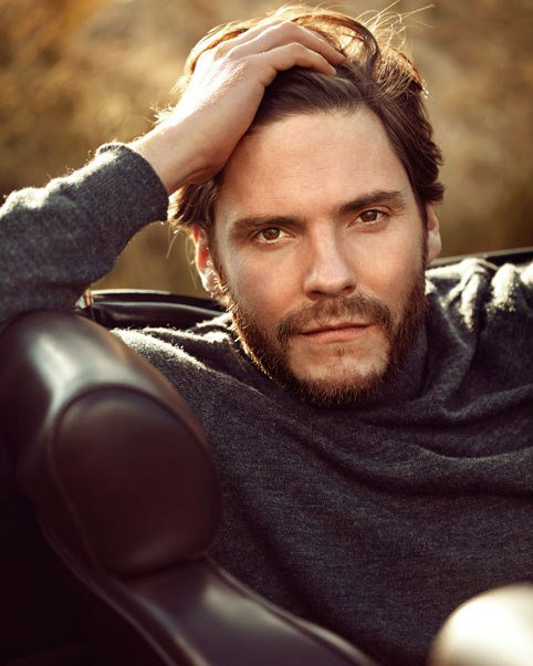 Актер даниэль брюль. Даниэль брюль. Даниэль брюль тони. Даниэль брюль 2021. Даниэль брюль немец.