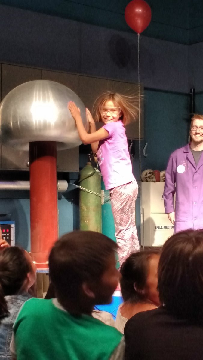 poundmaker56's tweet image. Ss having SO much fun at #TWOSE !