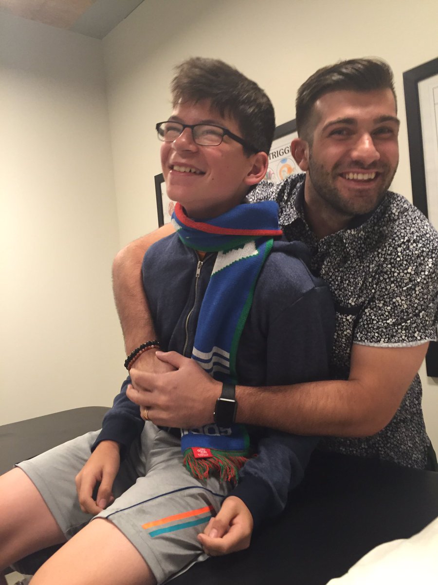 its3princes4me's tweet photo. survived #wearegoggincarroll #irishdance wkshp, ready for #NANs2016 needed a hug from @SWAThealth #drdave #reelboy https://t.co/jto4rrHCWw