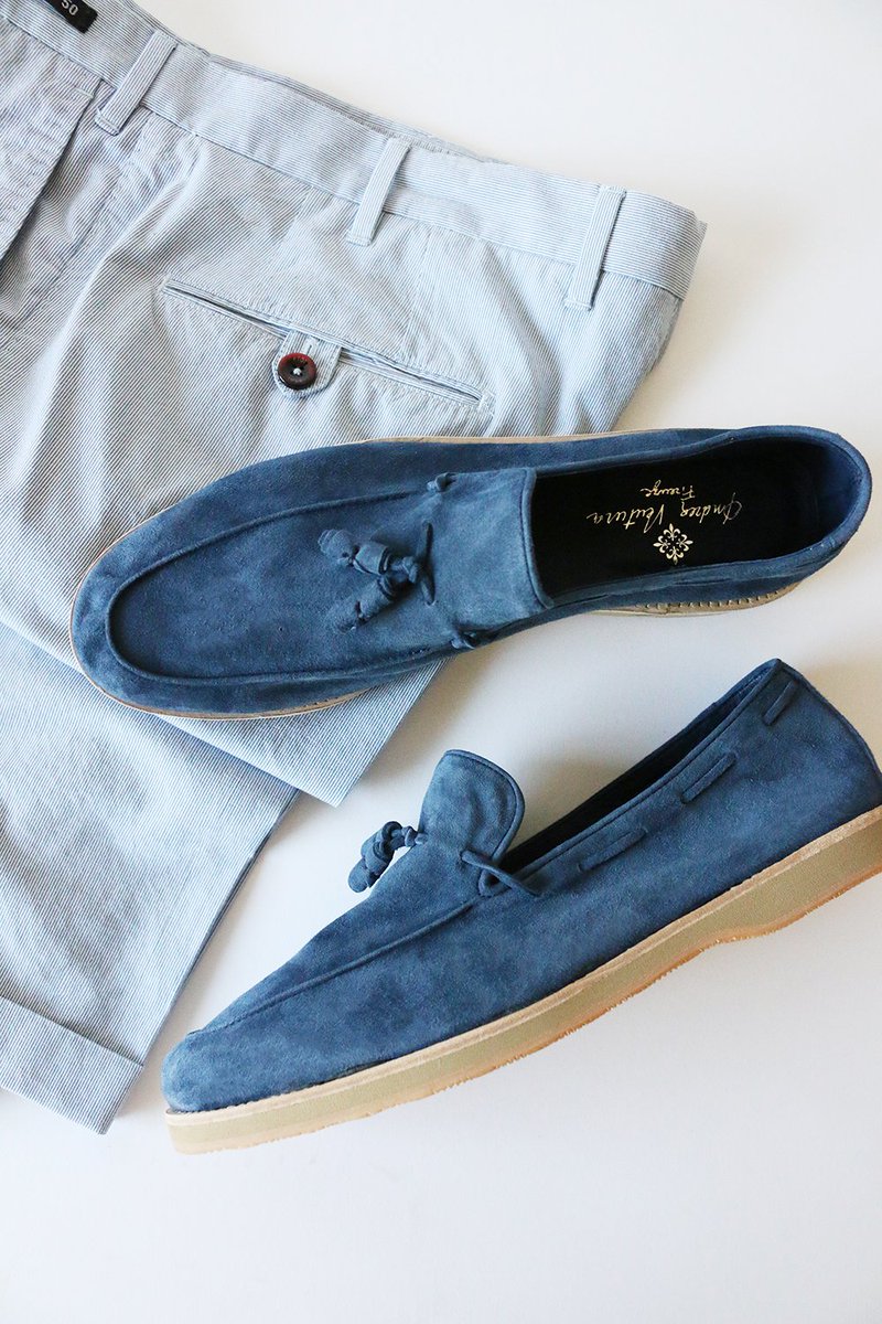 PocketsEst1974's tweet photo. These super soft suede loafers from @AndreaVenturaFi make for the perfect summer shoe. #PocketsEst1974 https://t.co/SyKEqBZ0db