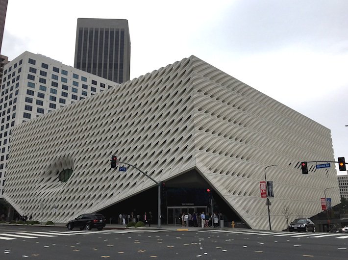 Infinite Legroom tweet media