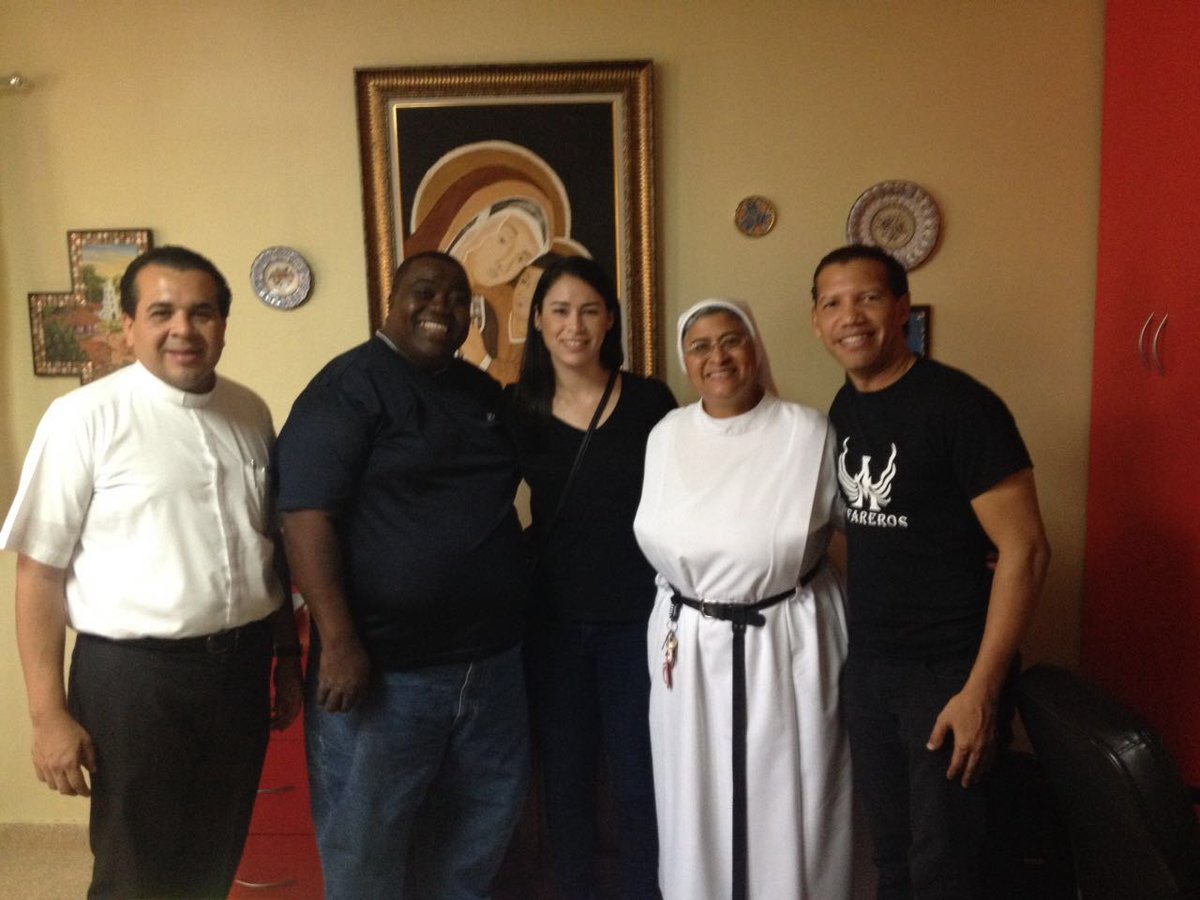 ColAgustiniano's tweet photo. Grupo Alfareros en el Colegio Agustiniano. Un testimonio a través del encuentro personal con Cristo y de la música https://t.co/M0HpuGEzjJ