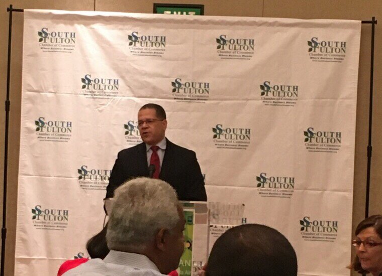 SFultonChamber's tweet photo. Great msg by @johneaves Thank you for delivering the keynote at the S. Fulton Chamber Luncheon! #SFulton #TSPLOST https://t.co/xNiSTUneQm