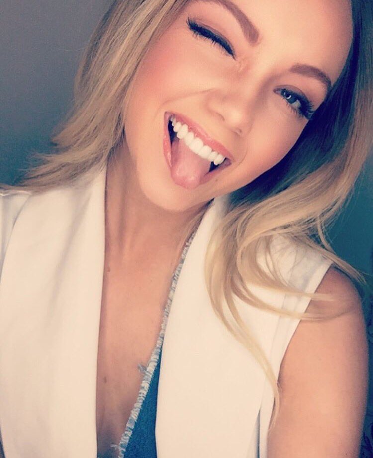 DBradbery's tweet photo. ✨ https://t.co/6sbTa4b5DJ