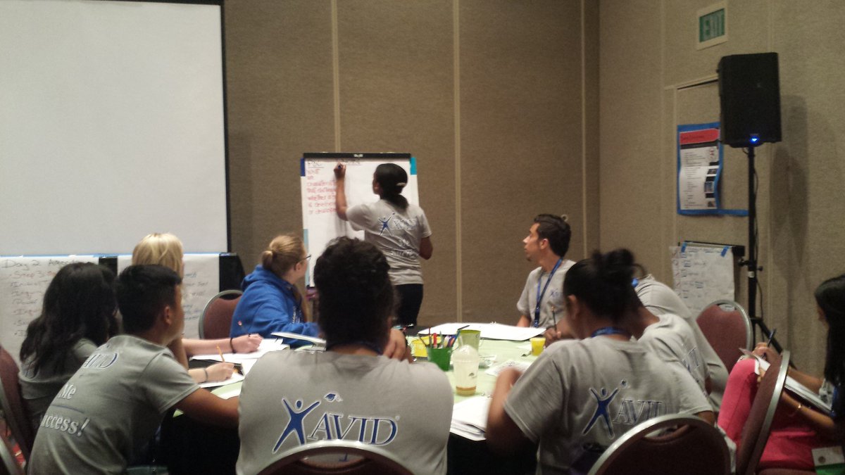 A_LittleBrandy's tweet photo. The real AVID professionals are in the house! #AVIDSI16 #AVIDStudents https://t.co/t3M58norAR