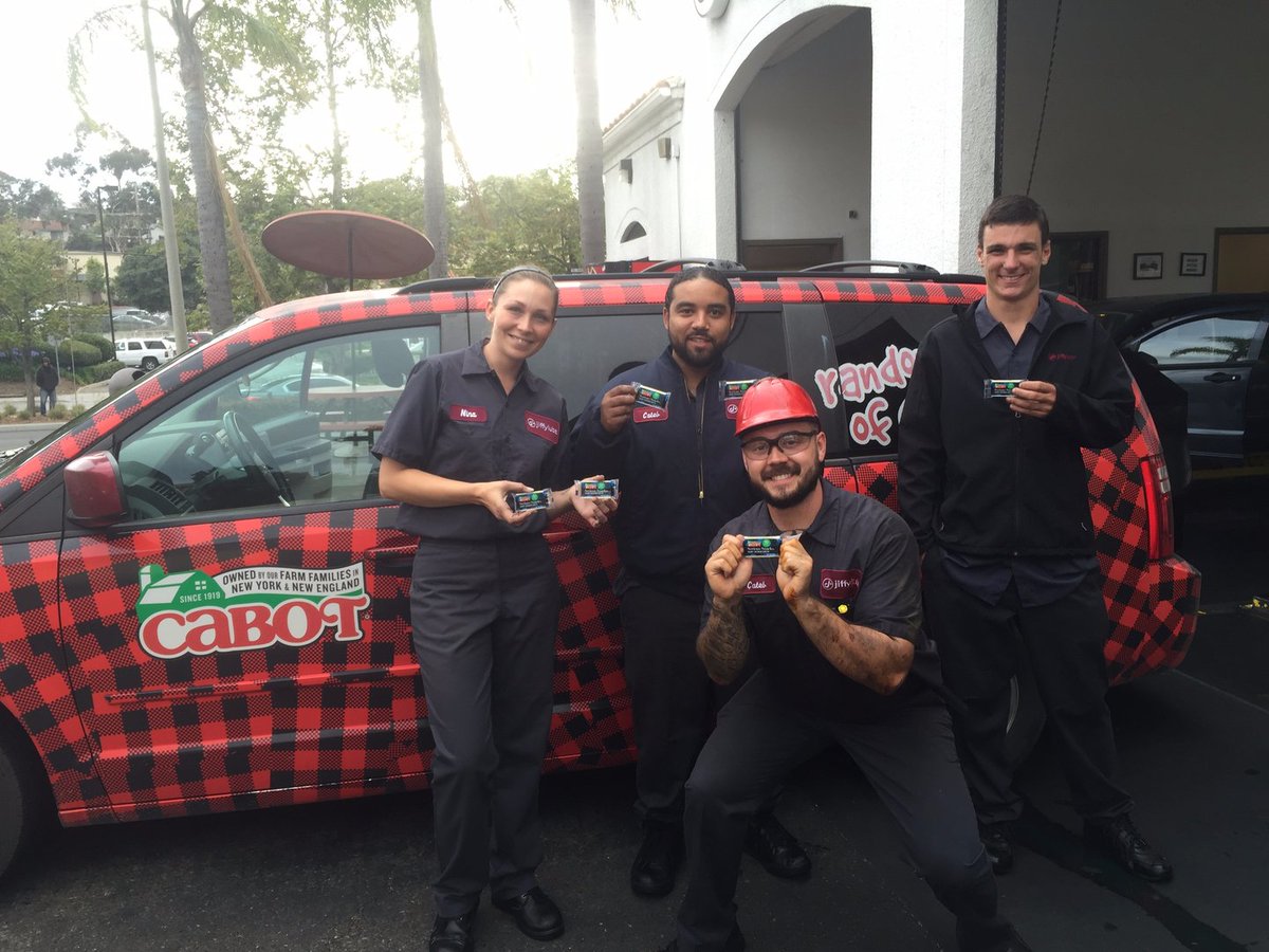 cabotcreamery's tweet photo. The #RAOC2016 team at Jiffy Lube Encinitas - keeping the van going! More to come from California https://t.co/SVbDvem36n