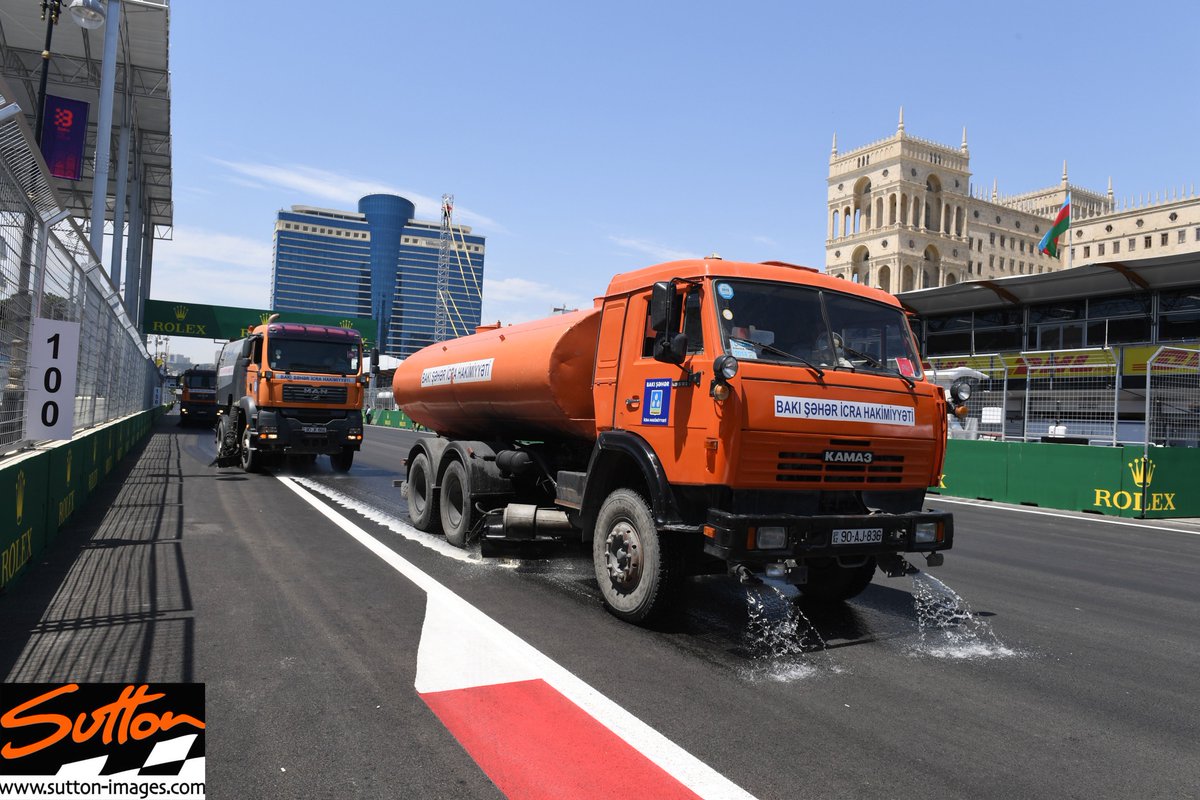 MSI_Images's tweet photo. #f1 #NikonpicsoftheDay @NikonEurope @NikonLifeEU #TrackClean @SChecoPerez @FIA #Safetycar @ScuderiaFerrari https://t.co/BkhZPgJcoz