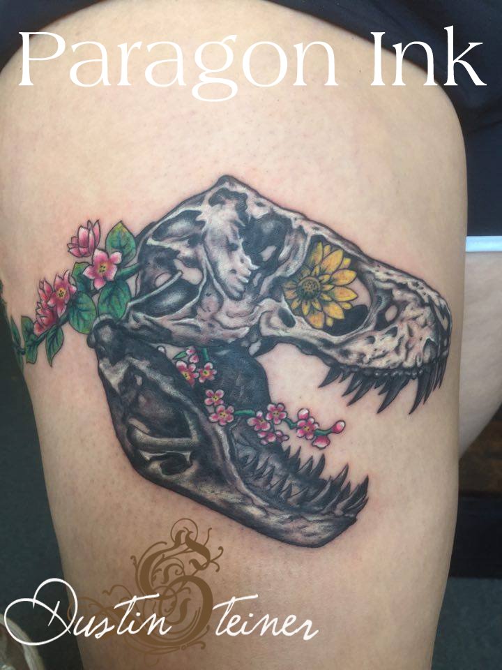 paragonink's tweet photo. #paragon #paragonink #inked #tattoo #colortattoo #unique #dinosaur #dino #trex #flowers #thightattoo #beautiful #ink https://t.co/qKifzE5kUD