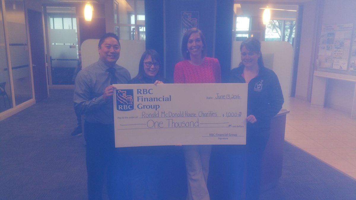 DurdaMegan's tweet photo. Thank you @RBC_Canada for your donation to @RMHCNA. Help keep our families close # gpab #armyofkindness @DaleBond9 https://t.co/is1ZiMfuHr