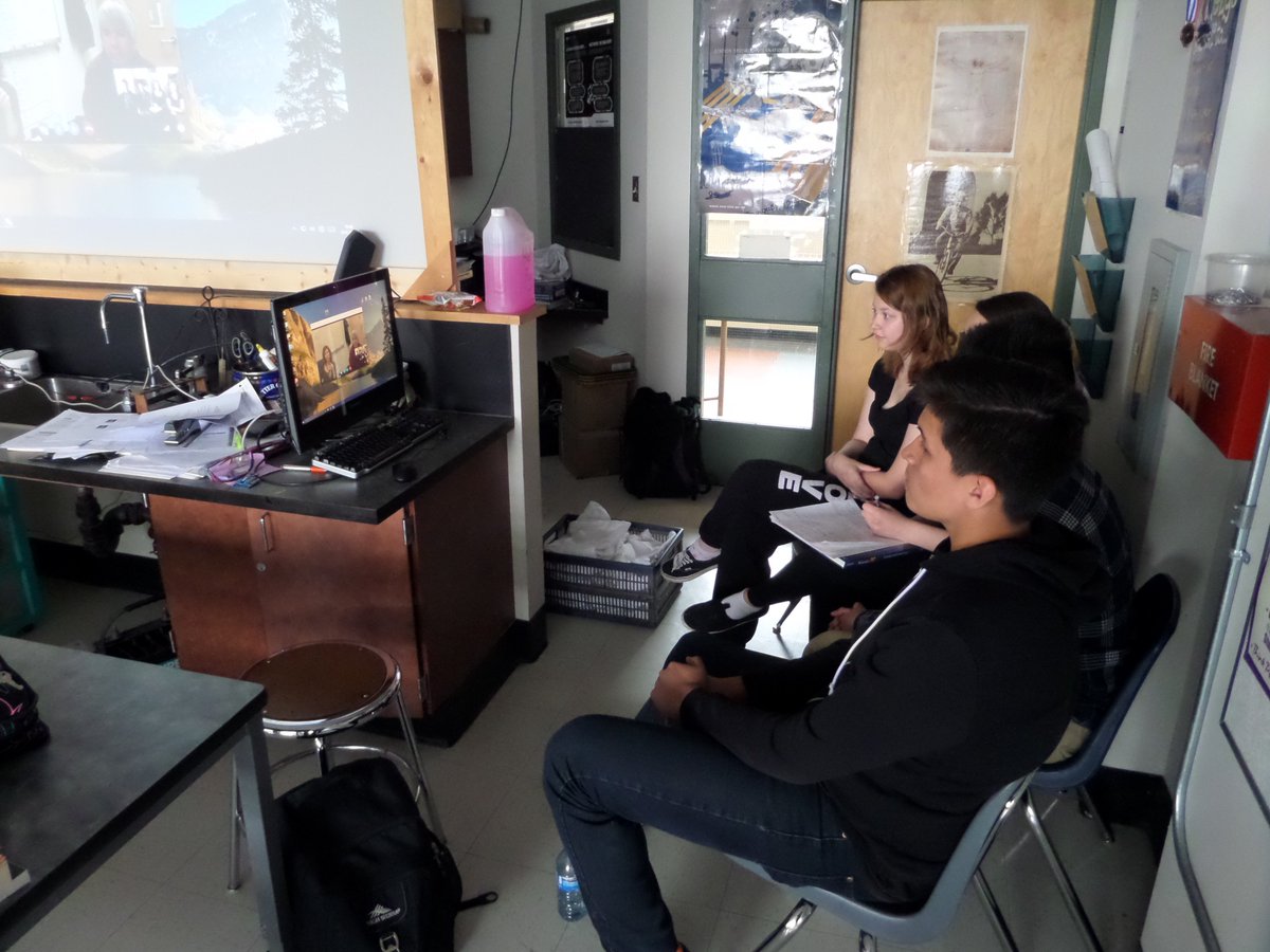 tecvoccls's tweet image. Skype session with the CLS #tecvoc #canlightsource