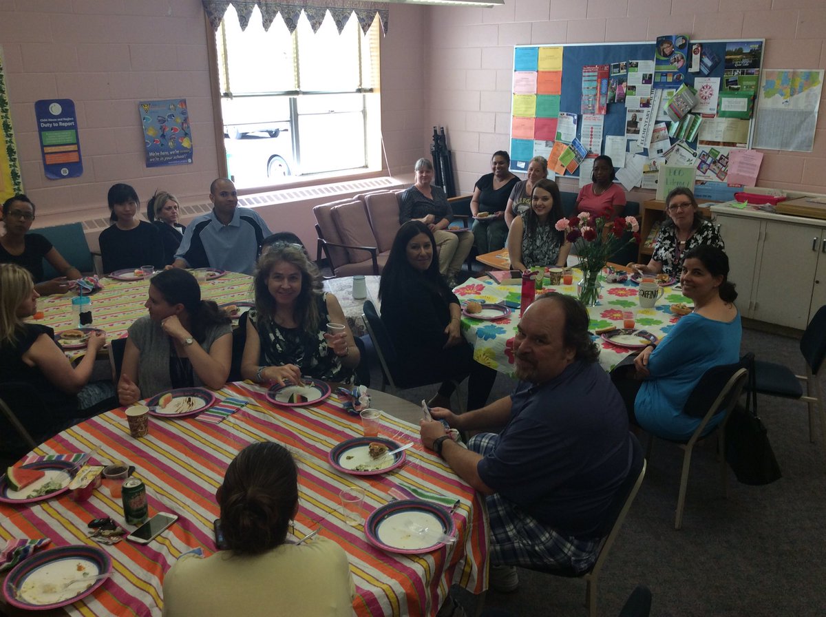 ShaughnessyPS's tweet photo. Getting spoiled yet again by 
THE BEST School Council ever! https://t.co/PF7aoTxOPX