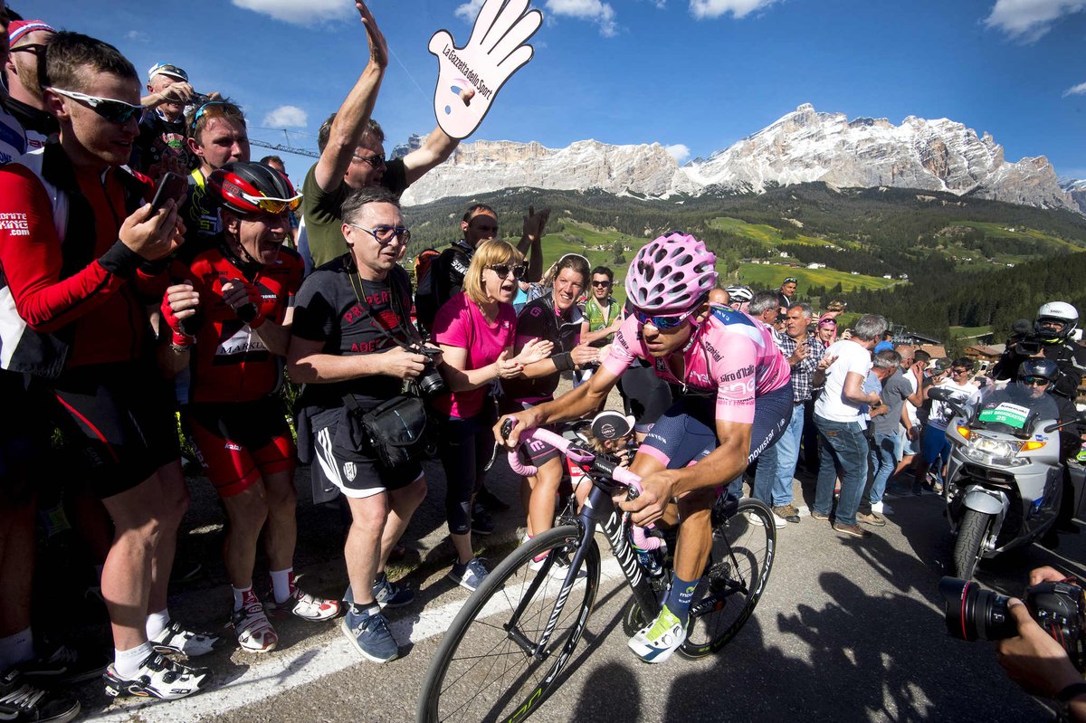 La primera Maglia Rosa por el Costa Rica #TBT /
La prima volta di un corridore della Costa Rica in Maglia Rosa #Giro