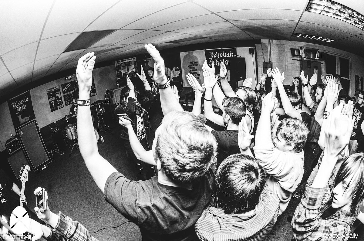 Murray, KY!

You always treat us right. 

Come hang tonight &amp; show <a href="/GiveandTakeBand/">Give and Take</a> how rad you are!

7pm, only $5!