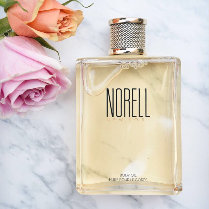 Manda_Lee_Smith's tweet photo. A True Classic @neimanmarcus #Nmbeauty #norell #norellnewyork #ad https://t.co/2HgvemsQVL
