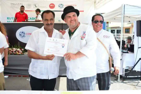 Larutaquerico's tweet photo. Invitan @Conapesca y @Comepesca
Premiación del Concurso Pescachef categoría Amateur y Profesional.
#QueRicaRuta https://t.co/pZ37uK7iWg