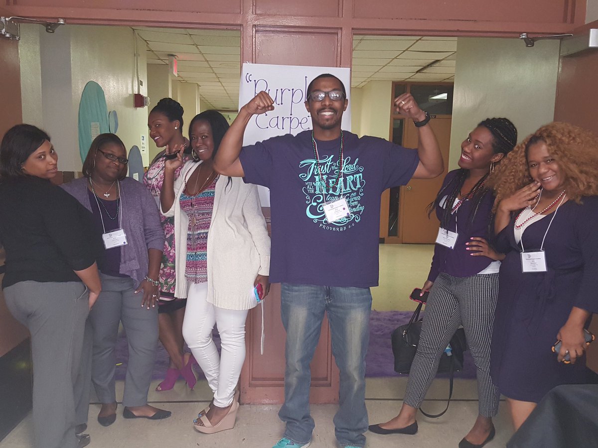 lagloria03's tweet photo. The power of modeling! #modelstrong #mdcpsdas @David_K_Moore @MiamiSup https://t.co/gOJNsaVP5h