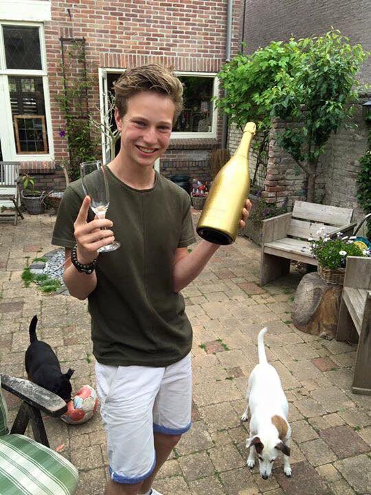 Super trots op onze oudste kleinzoon Casper: GESLAAGD