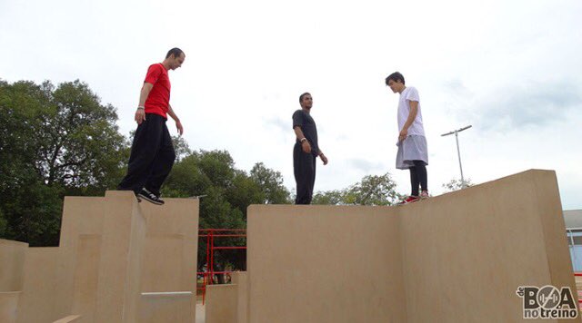 deboanotreino's tweet photo. Você sabe o que é Parkour?Acesse nosso site e aprenda um pouco mais sobre essa atividade! https://t.co/WRpqZEr6wD https://t.co/NuiKVraZnj