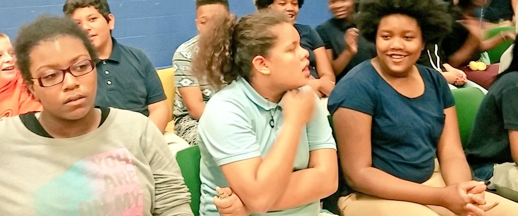 MBEMS_ELA's tweet photo. Last award assembly of the year! Certificates, medals and pins--oh my! @MargaretBrent53 https://t.co/hb6PCFh9dJ