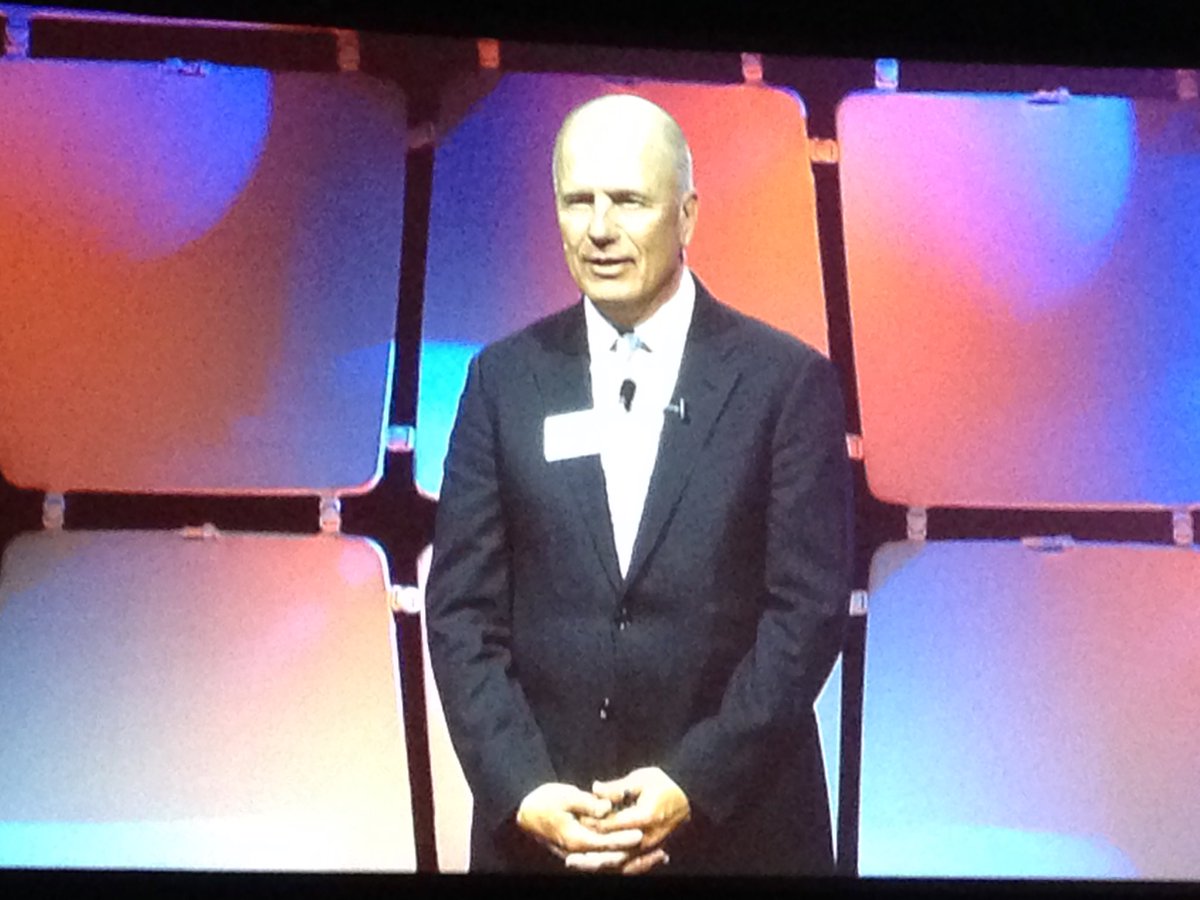 AutosoftDMS's tweet photo. Hey! Is that our friend #ChipPerry from @TrueCar? Great person to have speak @_NIADA #NIADA2016 https://t.co/dpwLdSGwQm