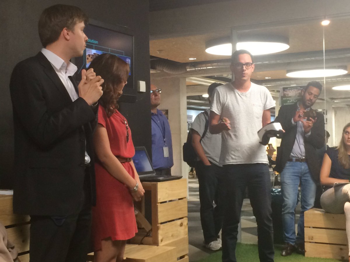 AllisonRohe's tweet photo. Using Virtual Reality to help people speak better in public is @vGroundsTeam #VentureLab #venturenetwork @iebusiness https://t.co/MY9a2mqxSF