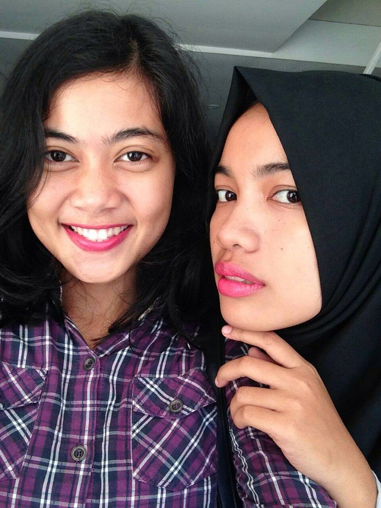 Restika Sari tweet media