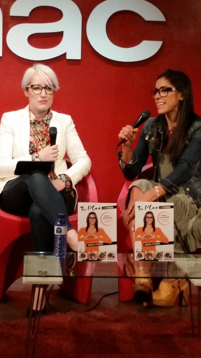 Maria_Lama's tweet photo. En la presentación del nuevo libro de @Amaya_Fitness en @Fnac_Callao #TuPlanEnForma 💪💪💪 https://t.co/SpD56apQg2