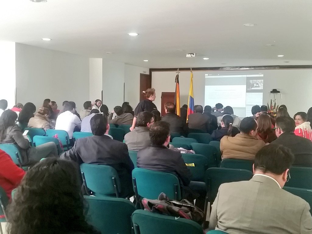 monguidiego's tweet photo. Foro Autonomía Universitaria @UniversidadUNAD @danilohunad @JaimeLeal Zona Centro Boyaca @LUZMARTHAVARGAS https://t.co/o2DbUx4TbF