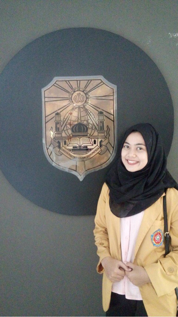 Restika Sari tweet media
