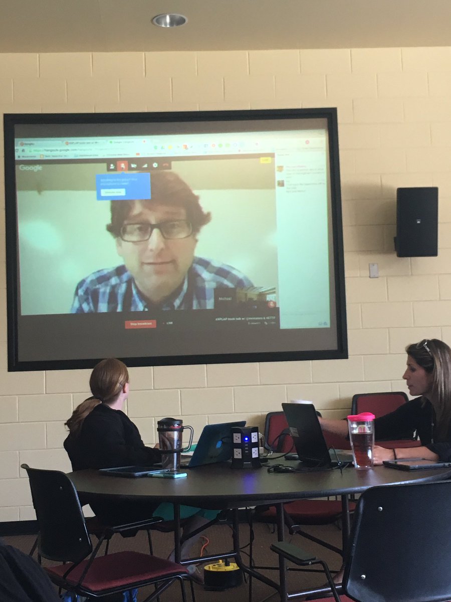 csekinger's tweet photo. @ArtsEdTech @mrmatera "start the same with gamifying just one unit" #ETTF https://t.co/dP4XZU3oZB