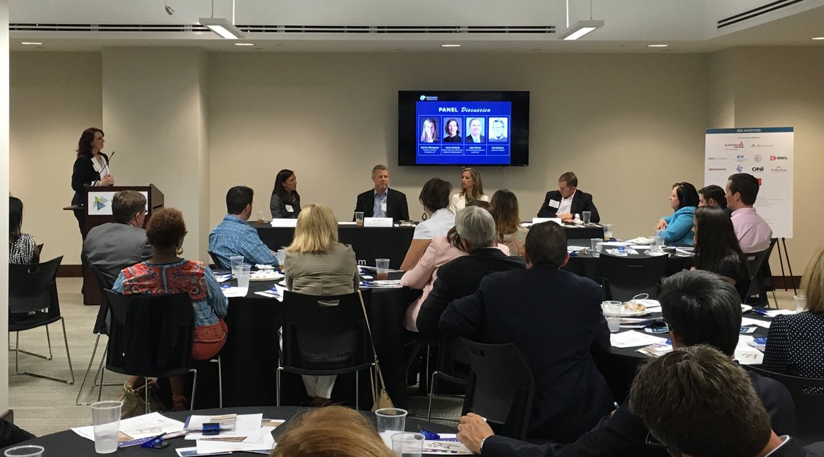CayenneCreative's tweet photo. Dan Monroe, telling our secrets on a BBA panel on cultivating enviable workplace culture @BHMBizAlliance. https://t.co/TIENwAqVX6