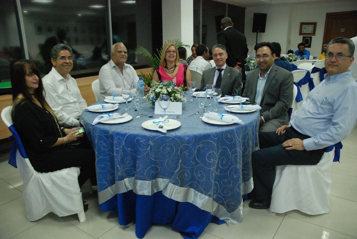 asonaimco1's tweet photo. ASONAIMCO#REALIZACONEXITO#CENADEINDUSTRIALESUNIDOS#BUENA INICIATIVA# https://t.co/wdC21QziK0