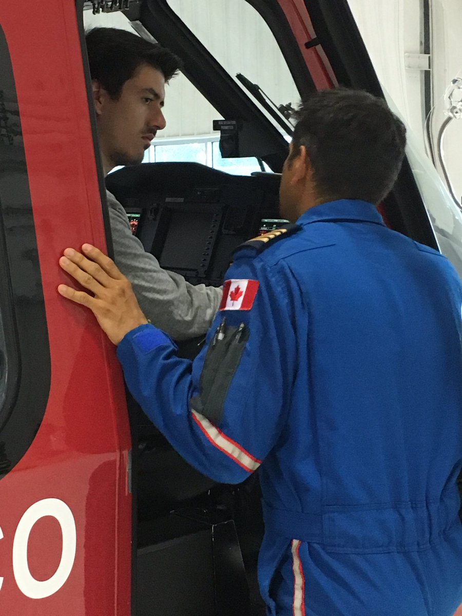 MarkOddan's tweet photo. Students from @EDFeehanHS visited @STARSambulance #yxe today to learn about careers in emergency medical care. https://t.co/NkIyoMFyep