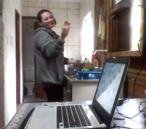 guitinsex's tweet photo. isso é uma garota gamer de verdade @KudouAsuka_ @Cricket_Fofis @cHamineDoBonde https://t.co/9zNeZU8ftF