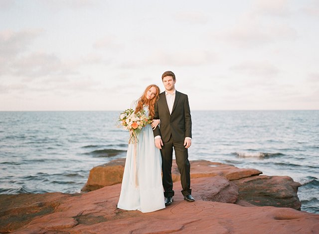 'Let The Sea Set You Free' styled shoot via <a href="/iamrachelpeters/">Rachel Peters</a> bit.ly/28ICdYE