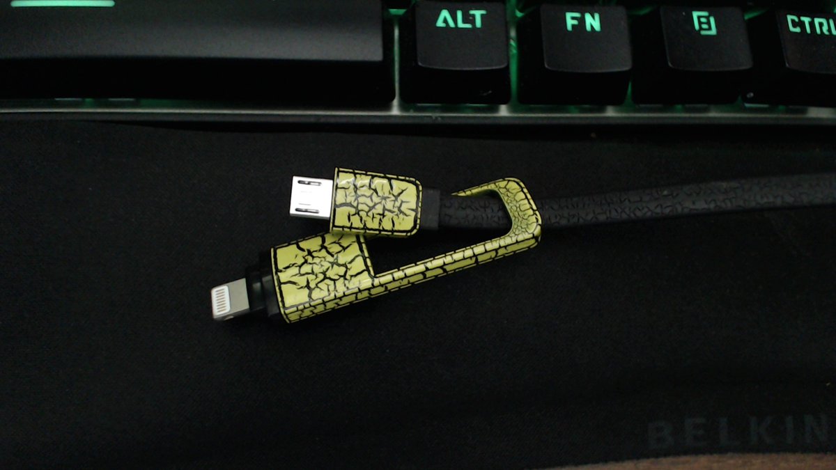 Cotomotirix's tweet image. Cable 2 en 1 UsB para celulares! #cellphonecable XD aki lo pueden Chekar! amazon.com/Oht-Colored-Dr…