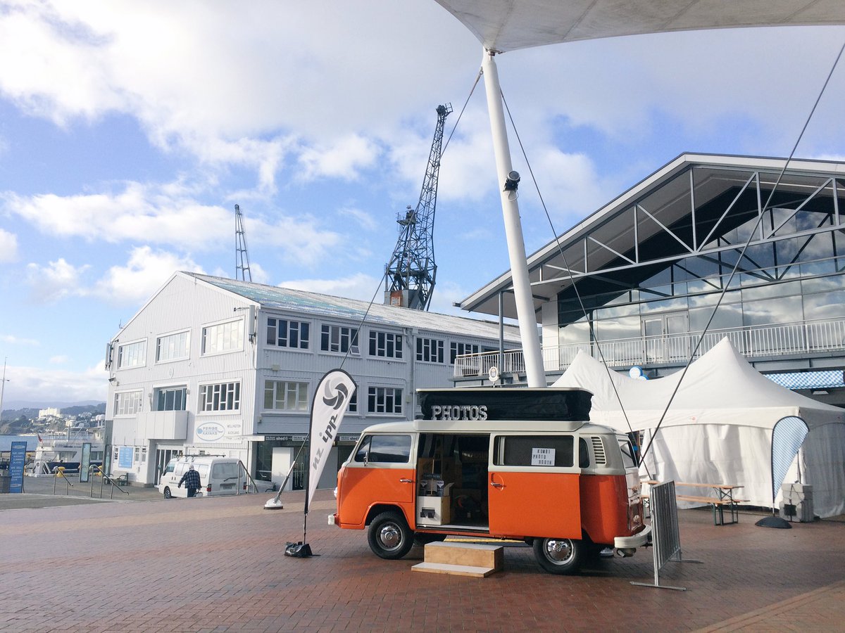 wedophotography's tweet image. The @kombibooth is available for free photos on the Wellington waterfront today supporting the NZIPP #irisawards2016