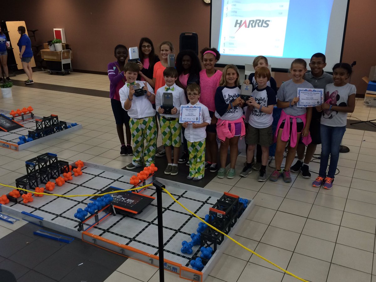 NCSS_CTAE's tweet photo. Had a great time hosting the first VEX IQ Crossover Tournament in GA today! #NCSSBeTheBest #Vex #NewtonROBOTS https://t.co/XCSAqFOZst