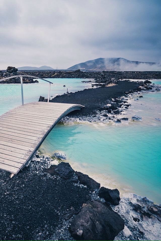 travel_vibes4's tweet photo. Iceland is so pretty ππ #travel #Nature #world #traveldiary #traveljunkie #chilldates #Iceland https://t.co/FCyGxdZWjY