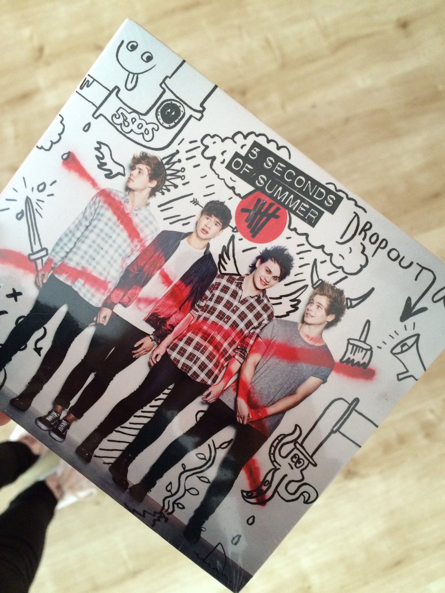 F1Direction16's tweet photo. I'm happy now #collectioncompleted https://t.co/vITxEciyHz