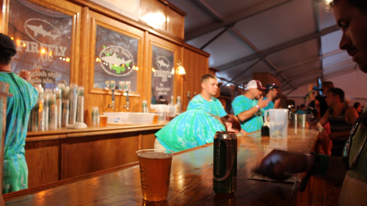 DelawareTourism's tweet photo. Please RT! Meet cool people & talk beer and music at #FireflyTweetUp tonight at 7 at The Brewery! #Firefly2016 https://t.co/l5Abz3wRtx