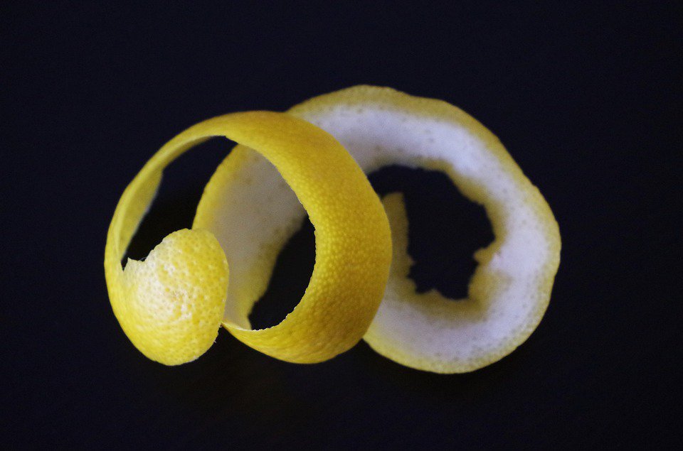 What do you do with your lemon peels? You could be doing this! #NoWaste bit.ly/1YSwkRU
