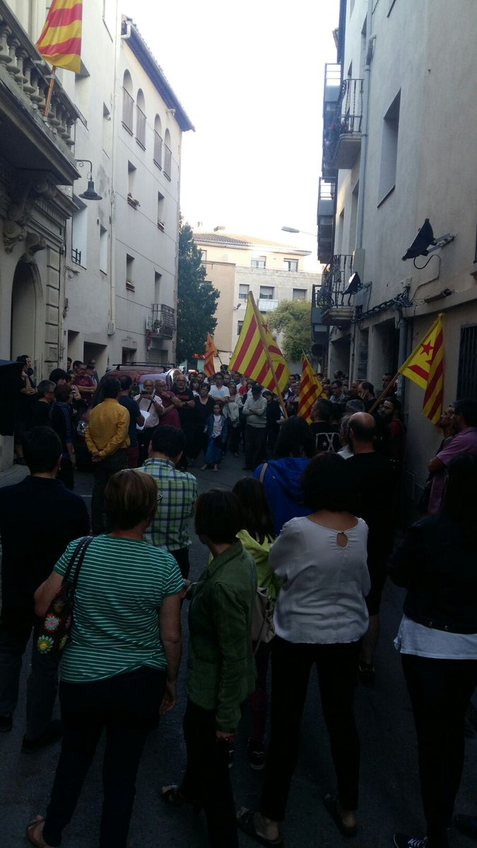AleixAuber's tweet photo. No podran res davant d'un poble unit, alegre i combatiu! Seguim, seguirem! #sensepor @cupnacional @VdCCUP https://t.co/gf8oZTlUhT