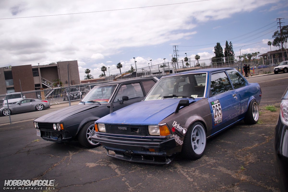 Hobbaswaggle's tweet photo. Wait...those aint no nissans....
#nissanjam2016 #toyota #corolla #ke70 #drift #stance #fendermirrors https://t.co/r7mIByNZau